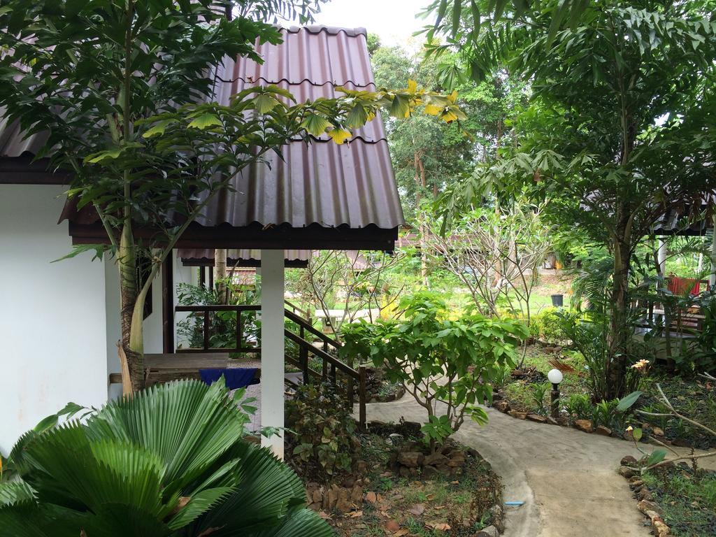 Baansanook Resort & Swimming Pool 코창 외부 사진